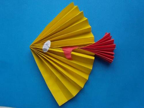 Рыбка в технике оригами