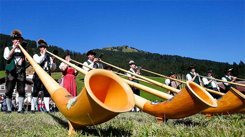 Альпенгорн - музыкальный альпийский рог